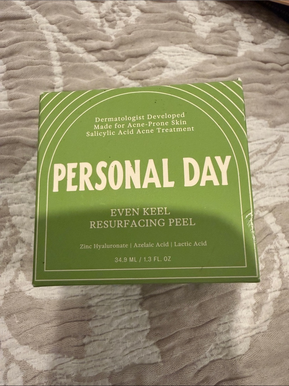 Personal Day Even Keel Resurfacing Peel - Green